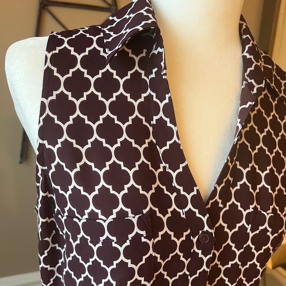 Express Portofino Blouse - Picture 2 of 4